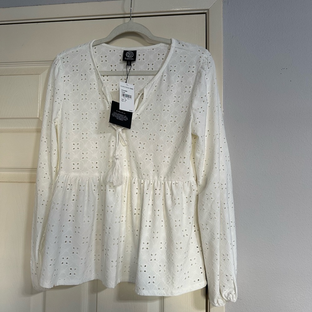 Nordstrom Bobeau Eyelet Flower Feminine, Beach, Romantic, Festival, Boho Chic ✌️